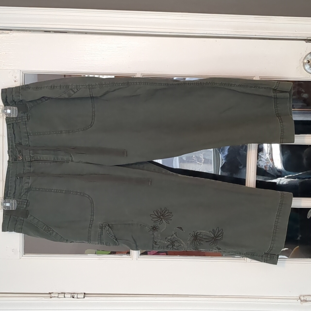 Gloria Vanderbilt Cargo